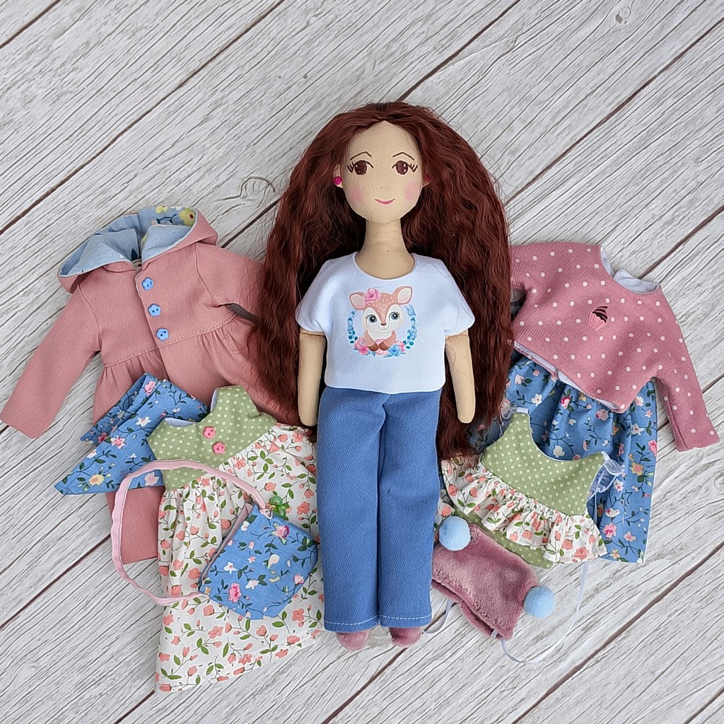 Кукла с одеждой ?