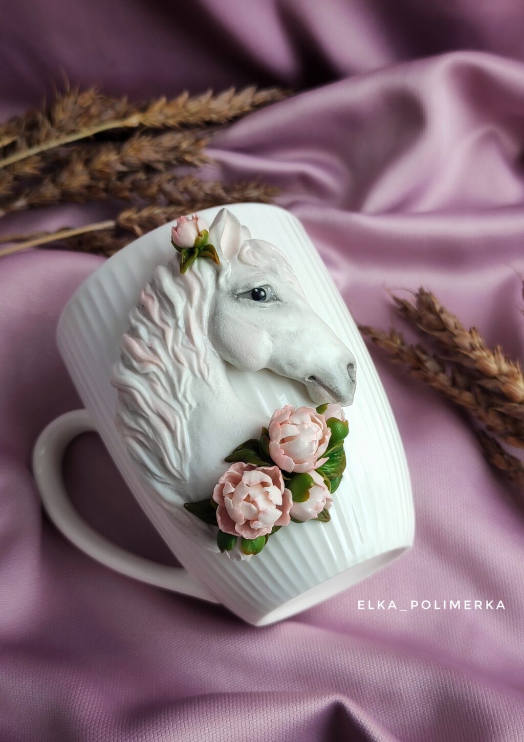 Кружка «Лошадь с пионами»