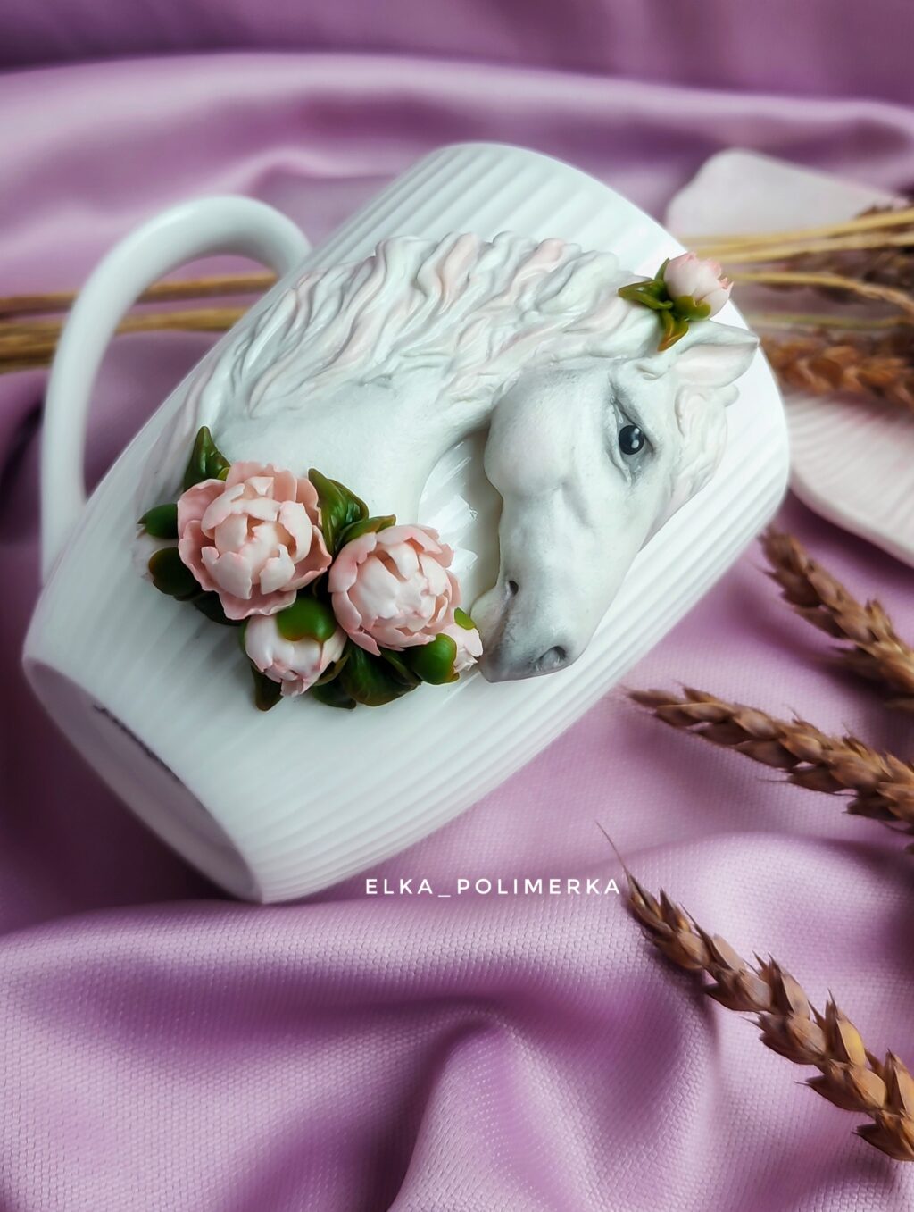 Кружка «Лошадь с пионами»