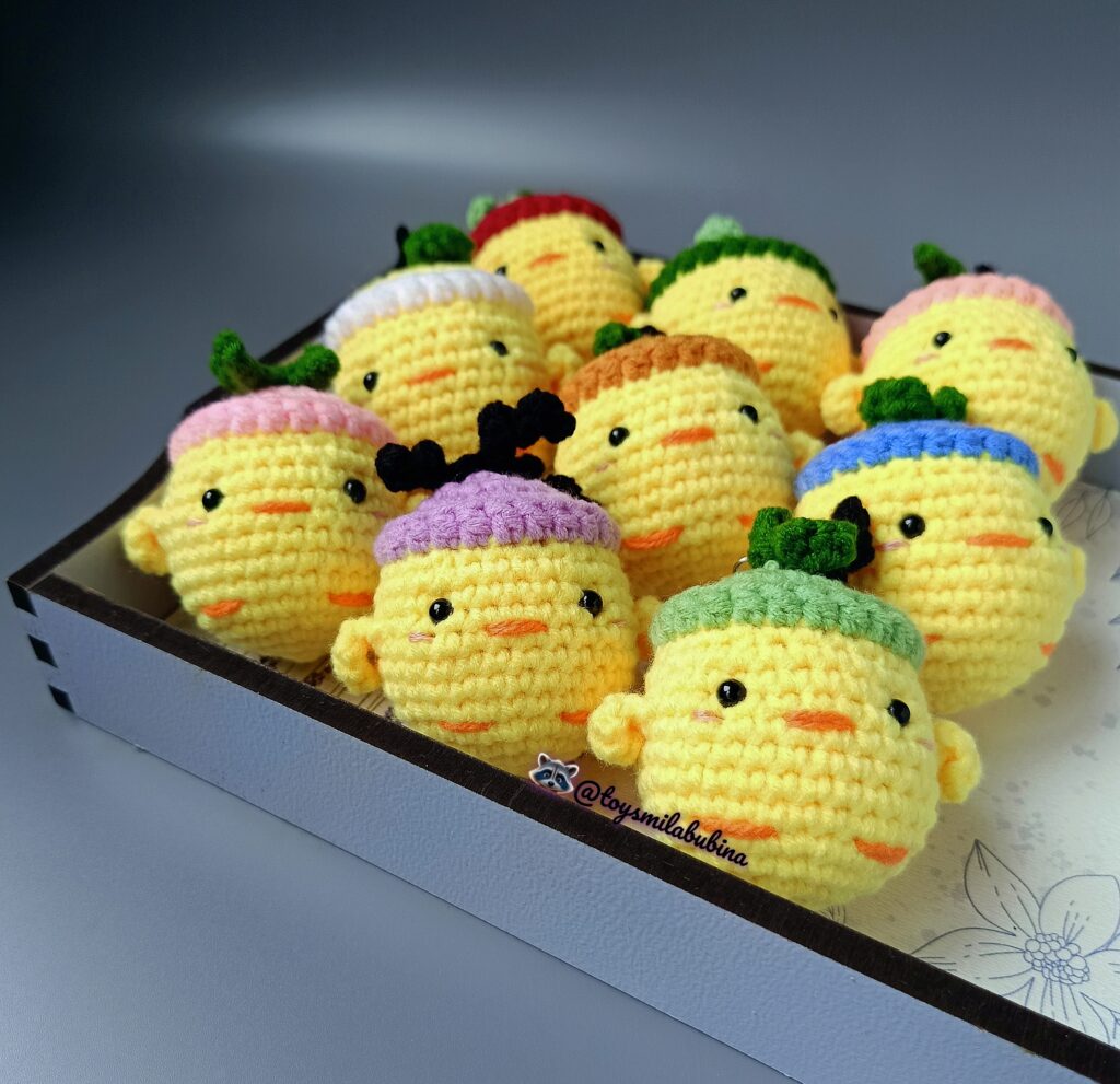 Фруктята, брелоки в ассортименте