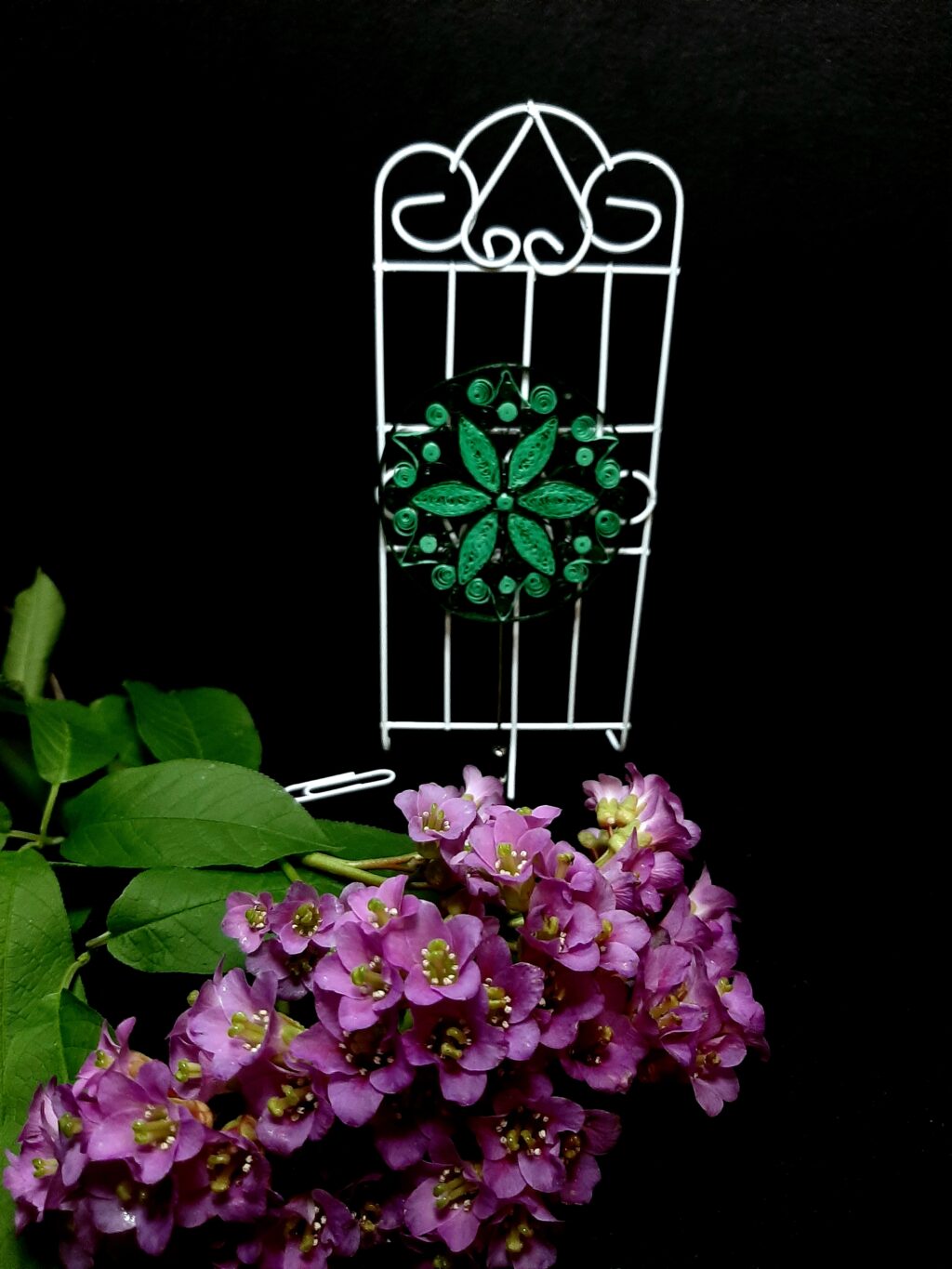 Брошь квиллинг игла.