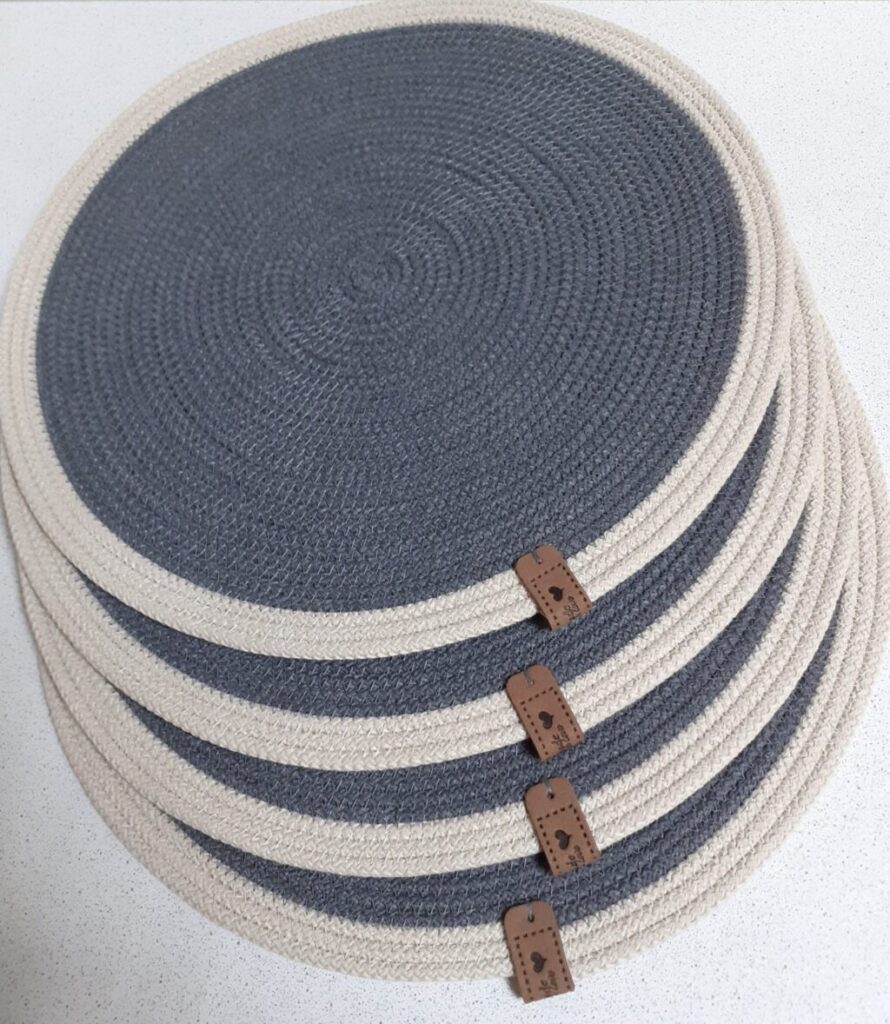 Плейсматы( салфетки для сервировки), подставки под горячее