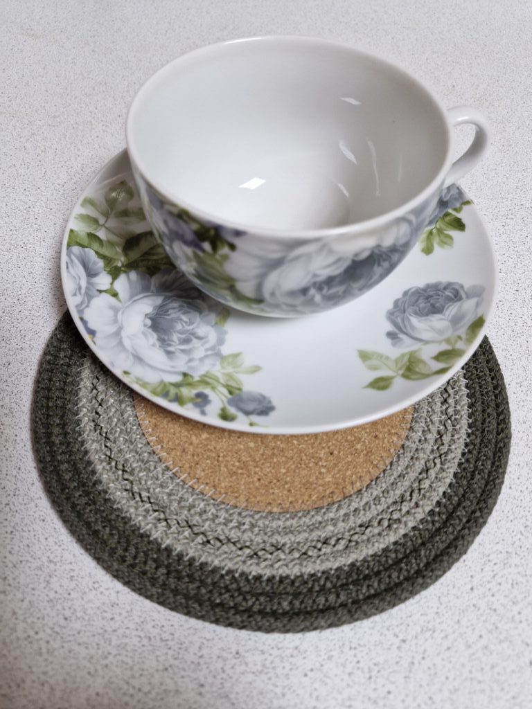 Плейсматы( салфетки для сервировки), подставки под горячее