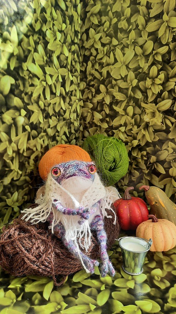 Космическая жаба (фиолетовая)