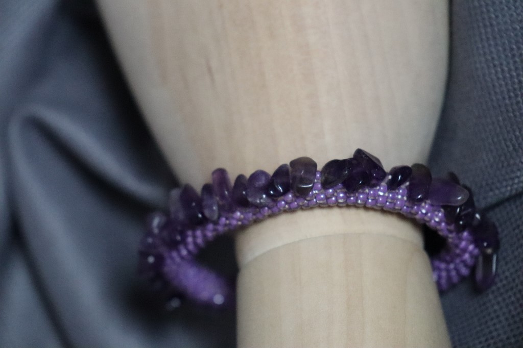 Браслет с аметистом
