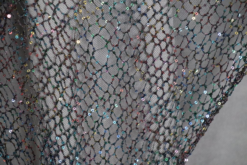 Косынка с пайетками