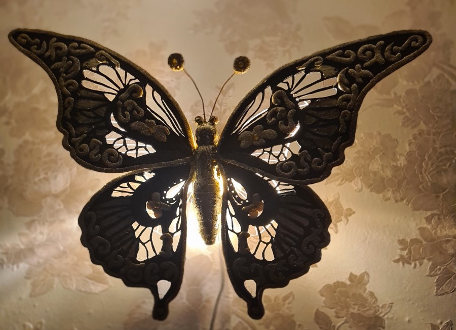 Бабочка светильник