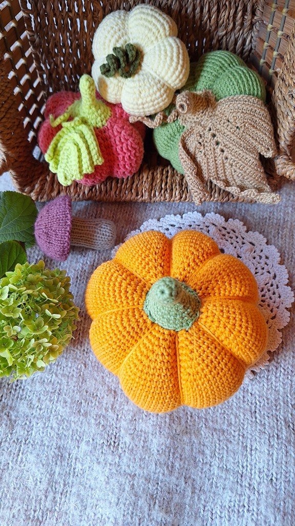 Вязаная тыква