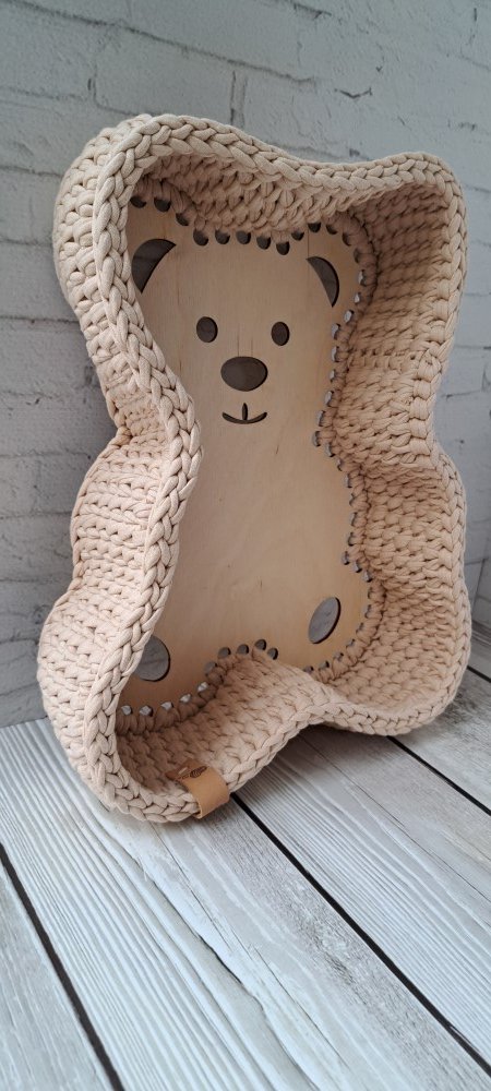 Корзинка мишутка из трикотажной пряжи