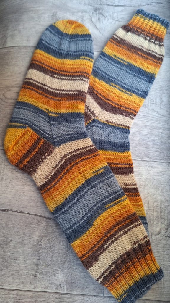 Вязаные мужские носки