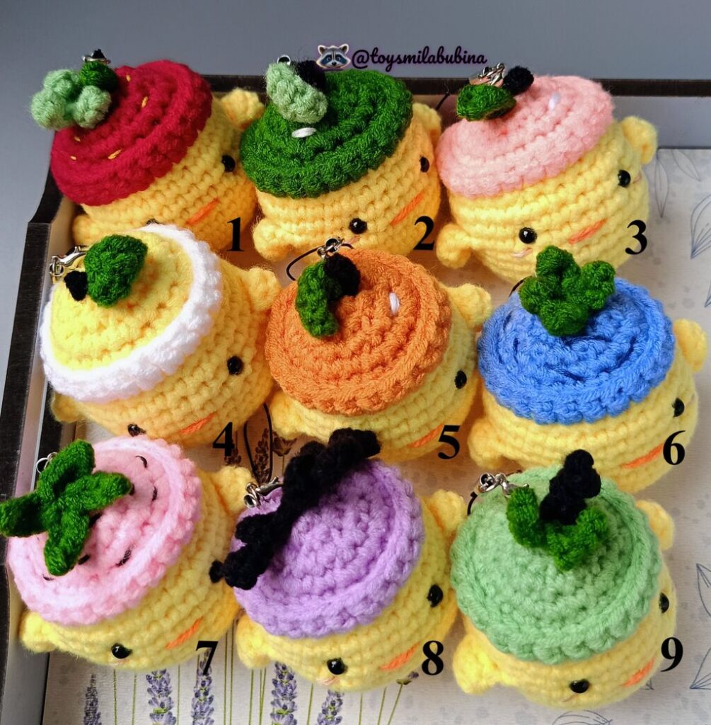 Фруктята, брелоки в ассортименте