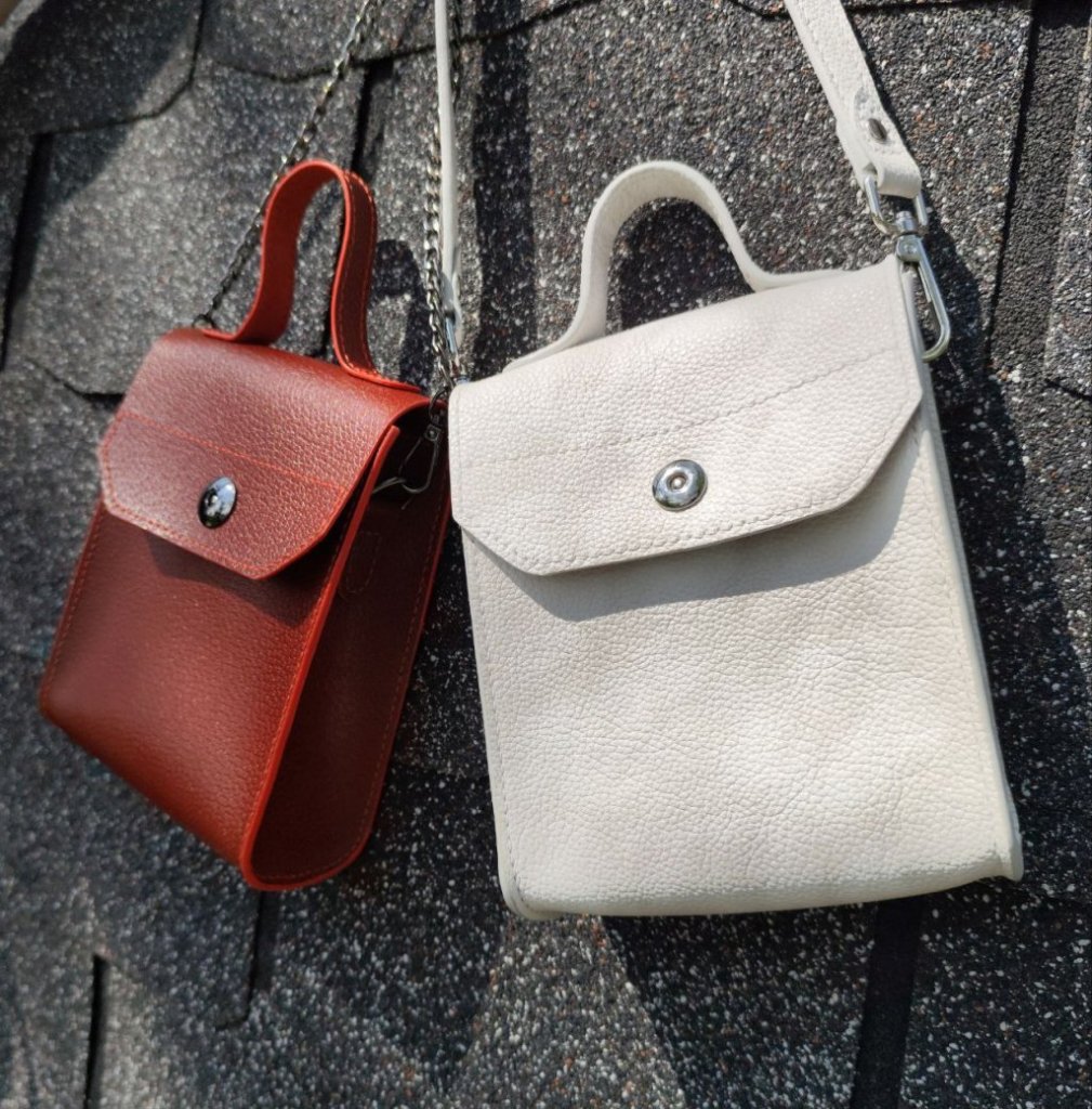 Комплект из натуральной кожи