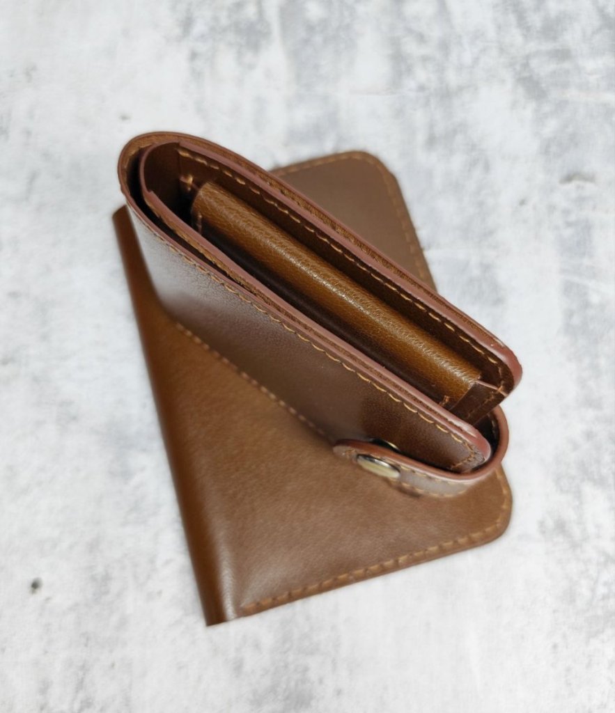 Комплект из натуральной кожи