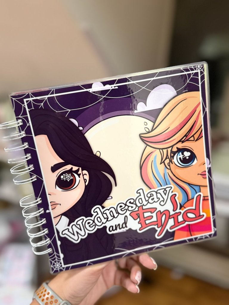 Альбом с играми на липучках Уэнсдэй и Энид