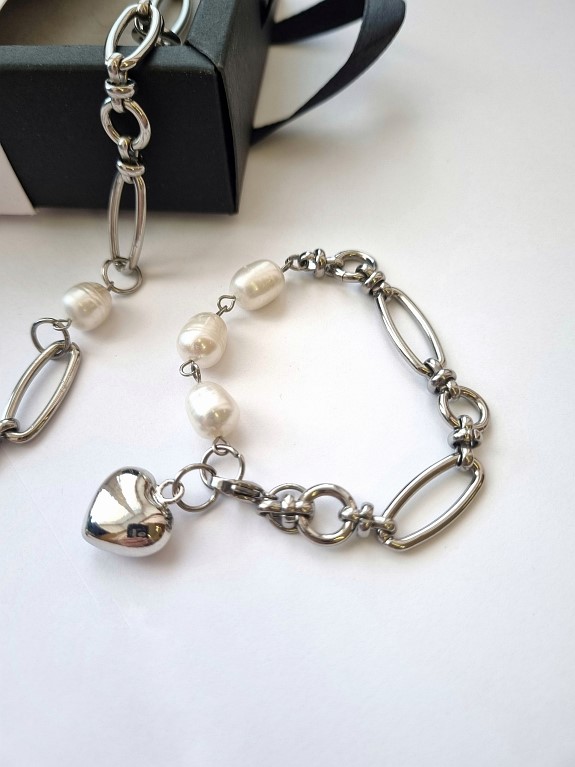 Цепь с жемчугом и браслет