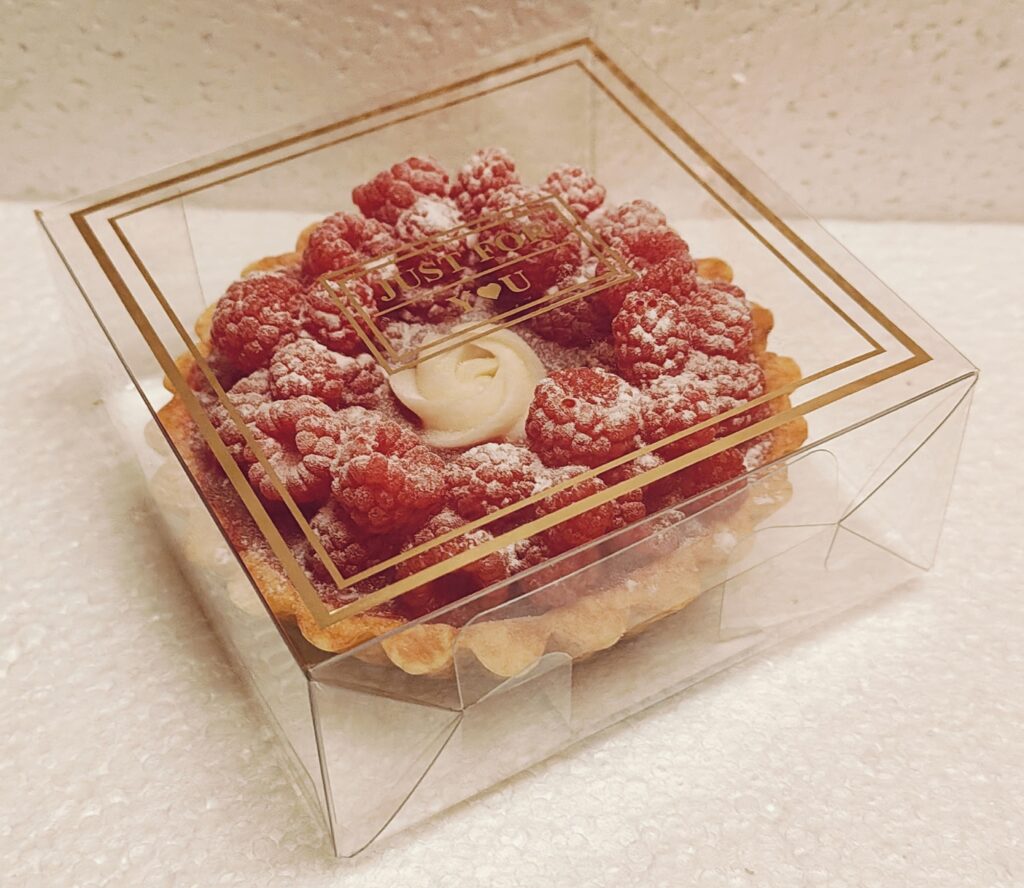 Сувенирное мыло: Корзиночка песочная большая много малины