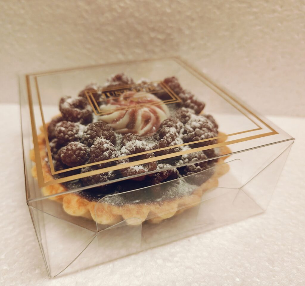 Сувенирное мыло: Корзиночка песочная большая много малины