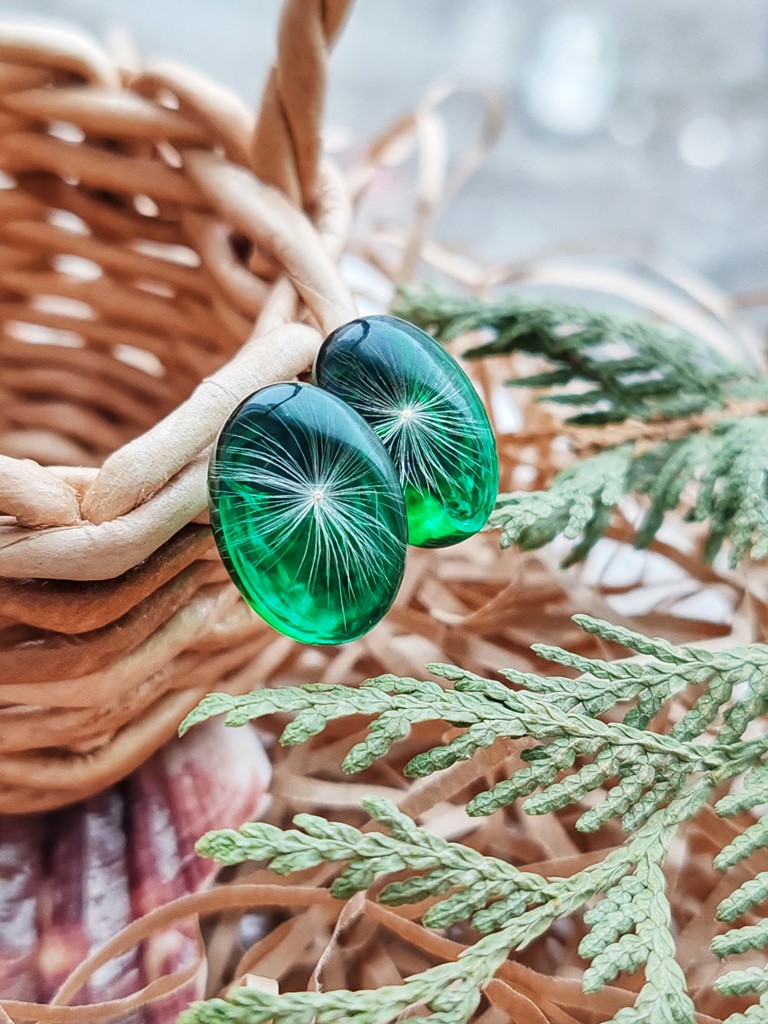 Серьги гвоздики с пушинками Одуванчика