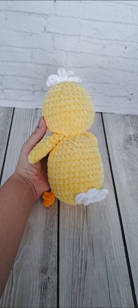 Вязаный цыпленок ручной работы