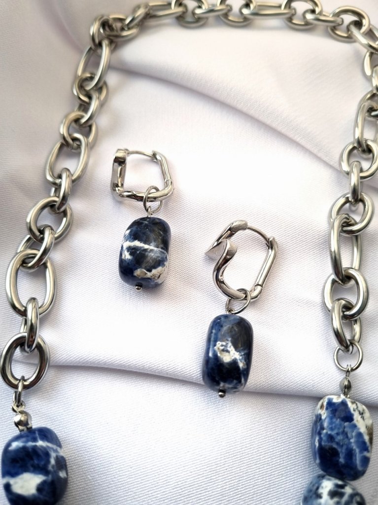 Колье трансформер содалит