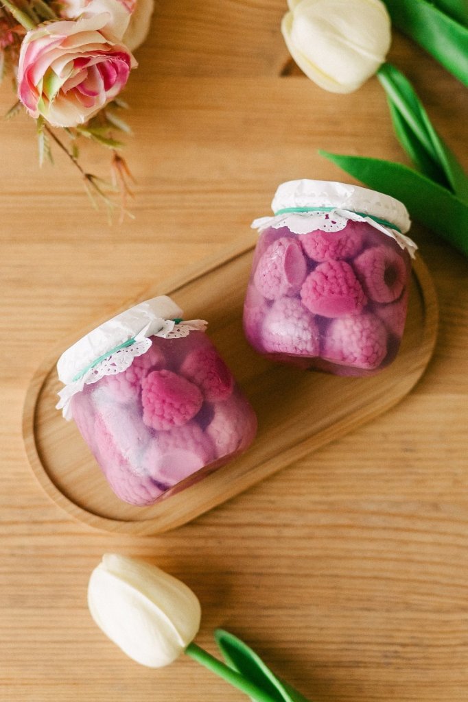 Баночка с малиной