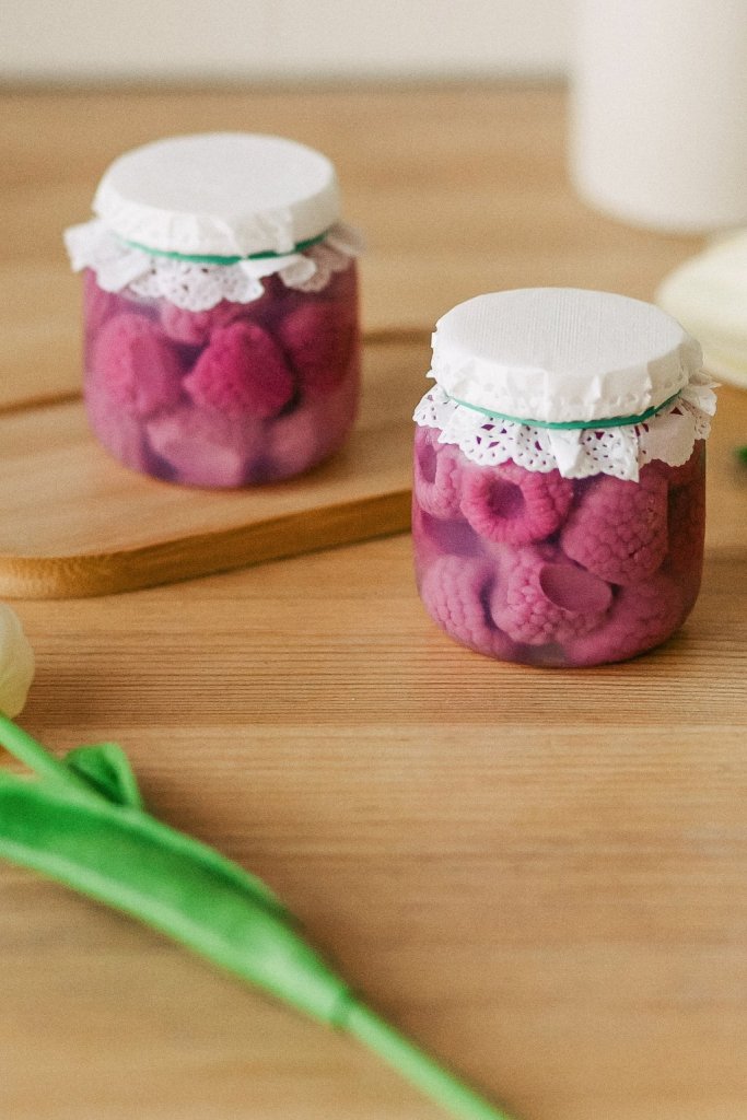 Баночка с малиной