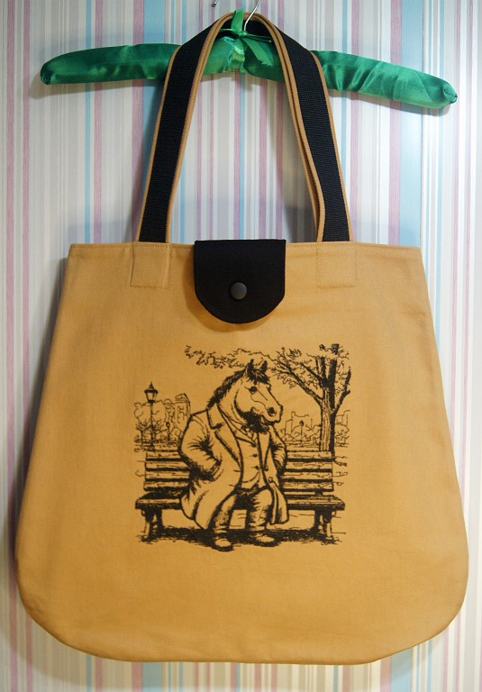 Сумка-шоппер с вышивкой Конь в пальто