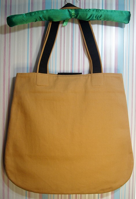 Сумка-шоппер с вышивкой Конь в пальто