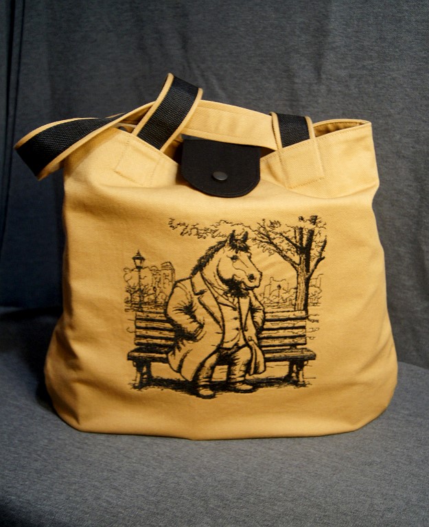 Сумка-шоппер с вышивкой Конь в пальто