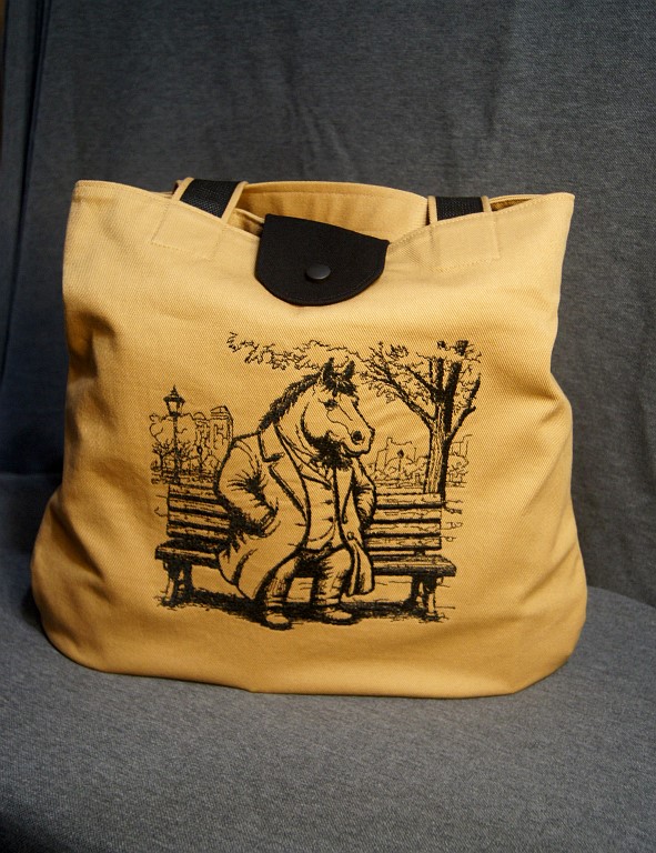 Сумка-шоппер с вышивкой Конь в пальто