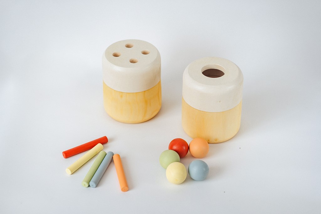 Сортер «Бочонок» с палочками или шариками