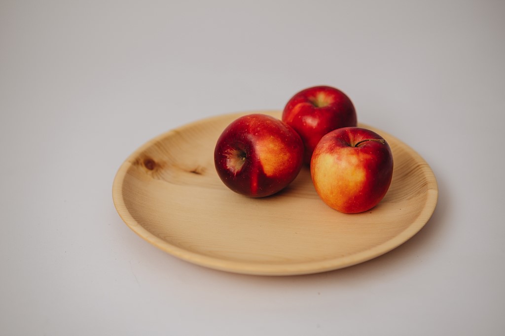 Тарелка кедровая