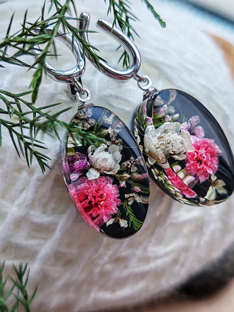 Цветочные серьги