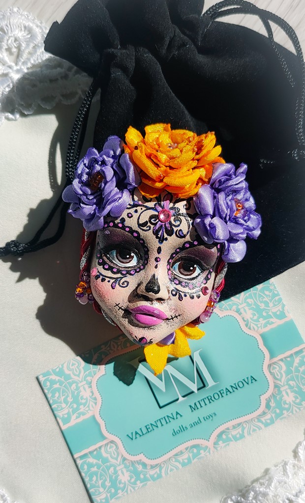 Брошь ручной работы «Kalavera de la Katrina»