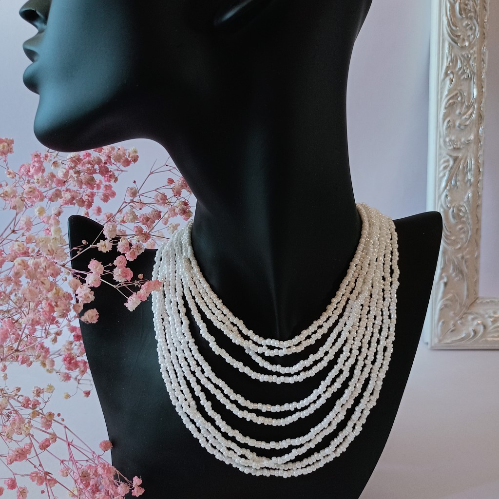 Колье из бисера «Ожерелок»