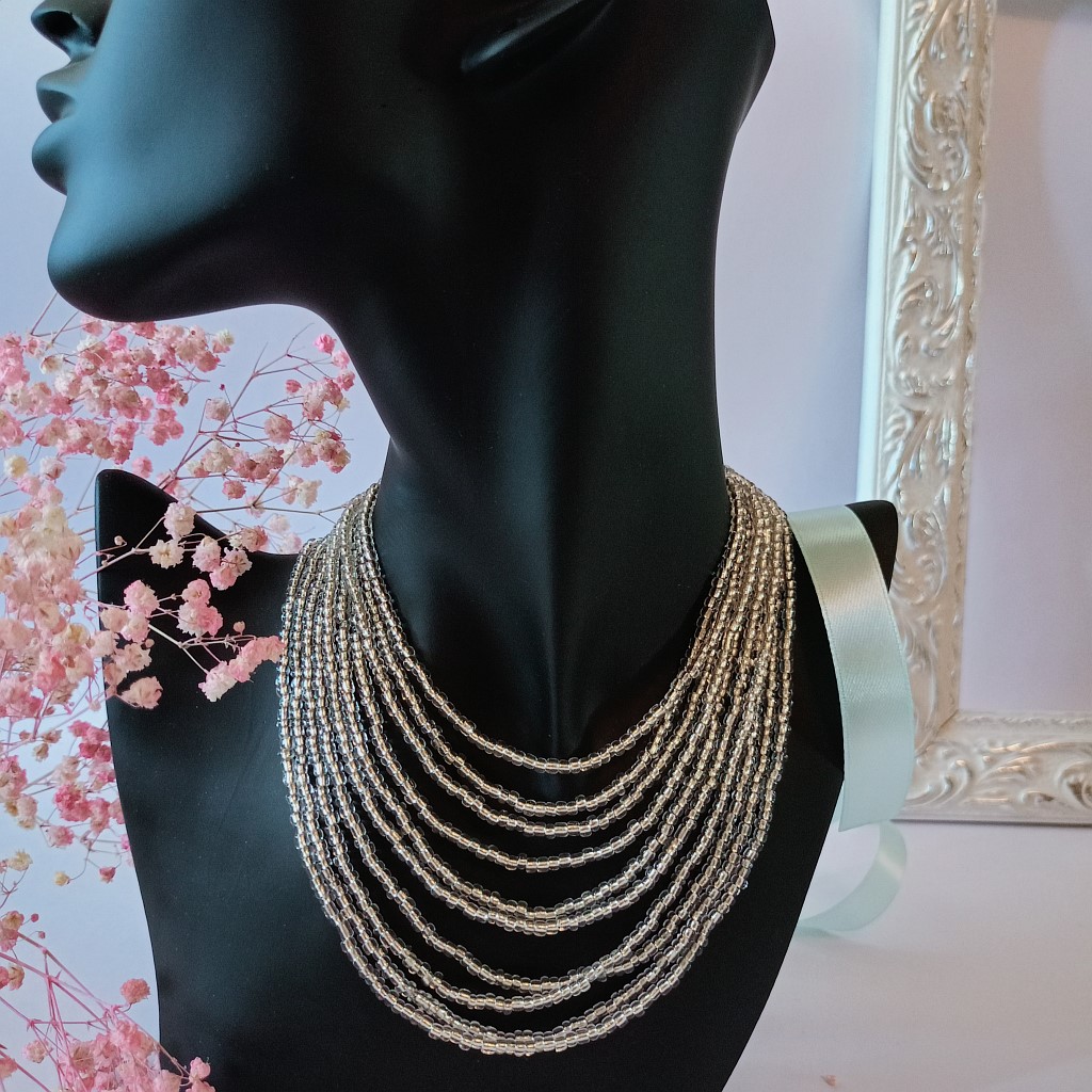 Колье из бисера «Ожерелок»