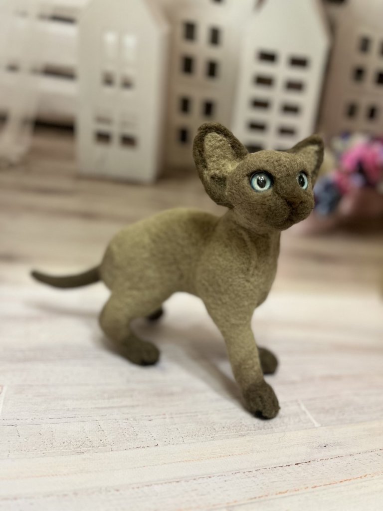 Котенок ориентал. Фигурка из шерсти