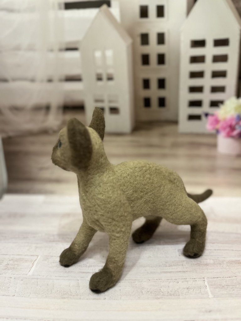 Котенок ориентал. Фигурка из шерсти