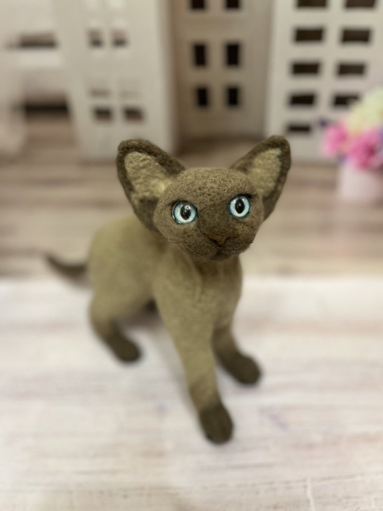 Котенок ориентал. Фигурка из шерсти