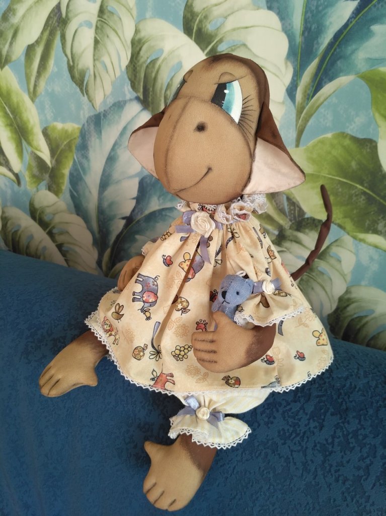 Забавная обезьянка