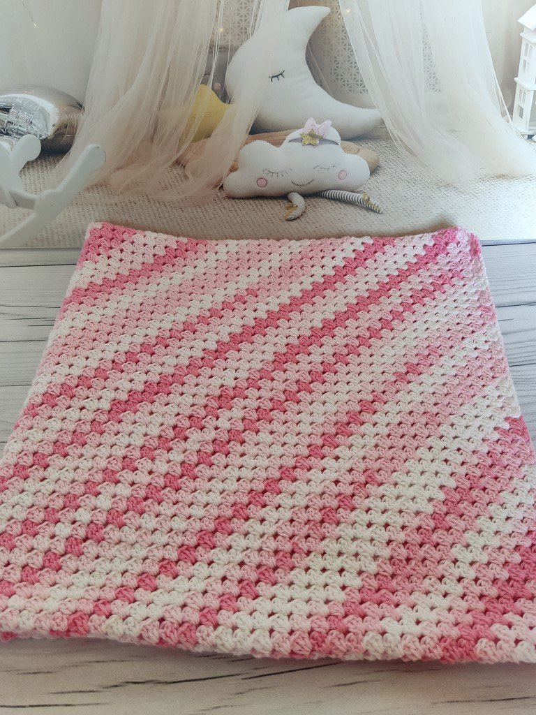 Плед для новорожденной