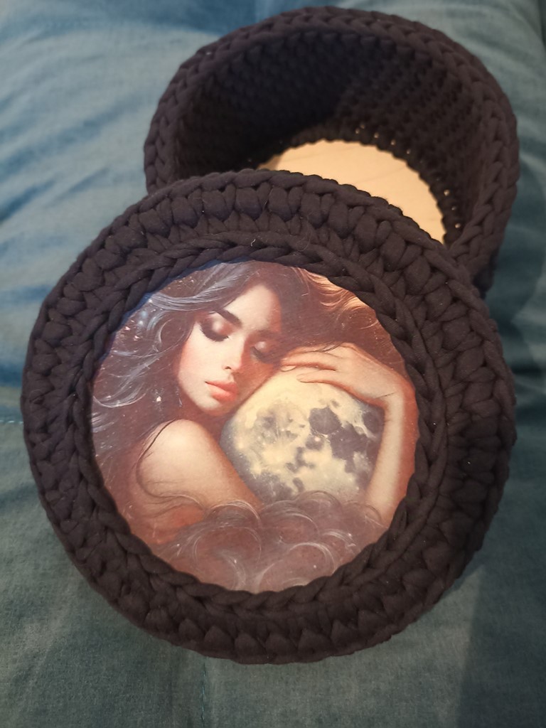 Корзинка для хранения из трикотажной пряжи с картинкой