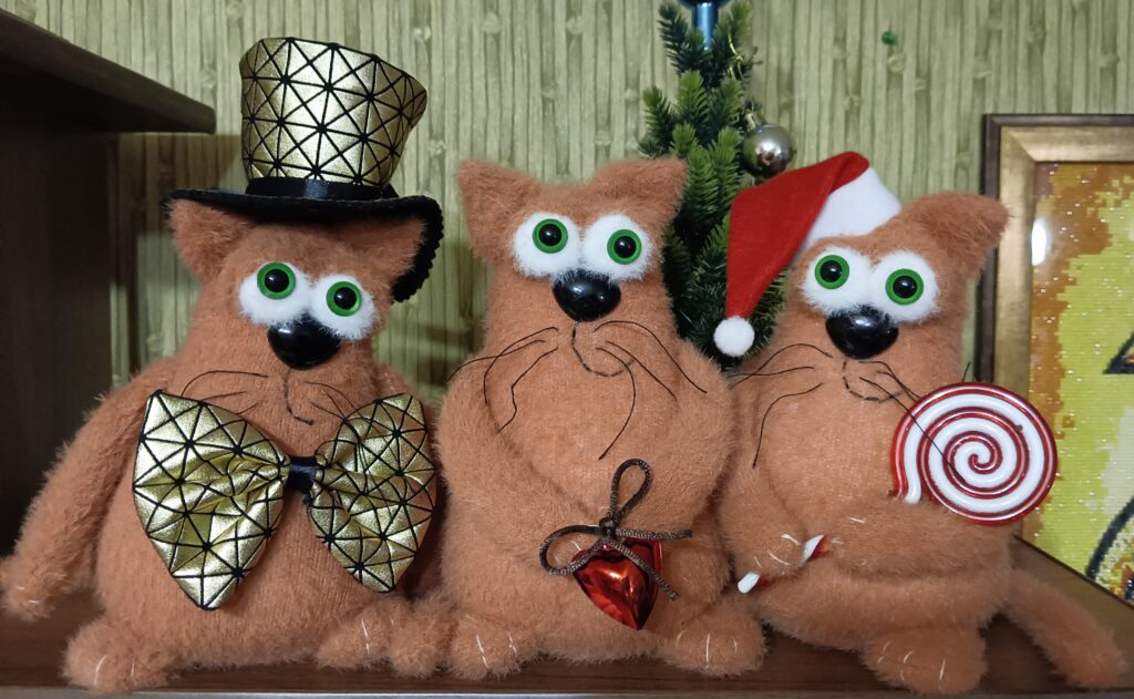 Коты Рыжики