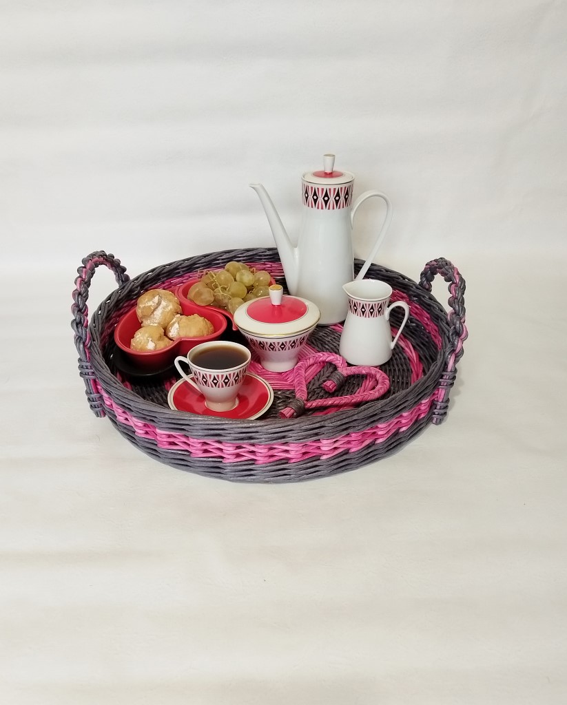 Поднос сервировочный