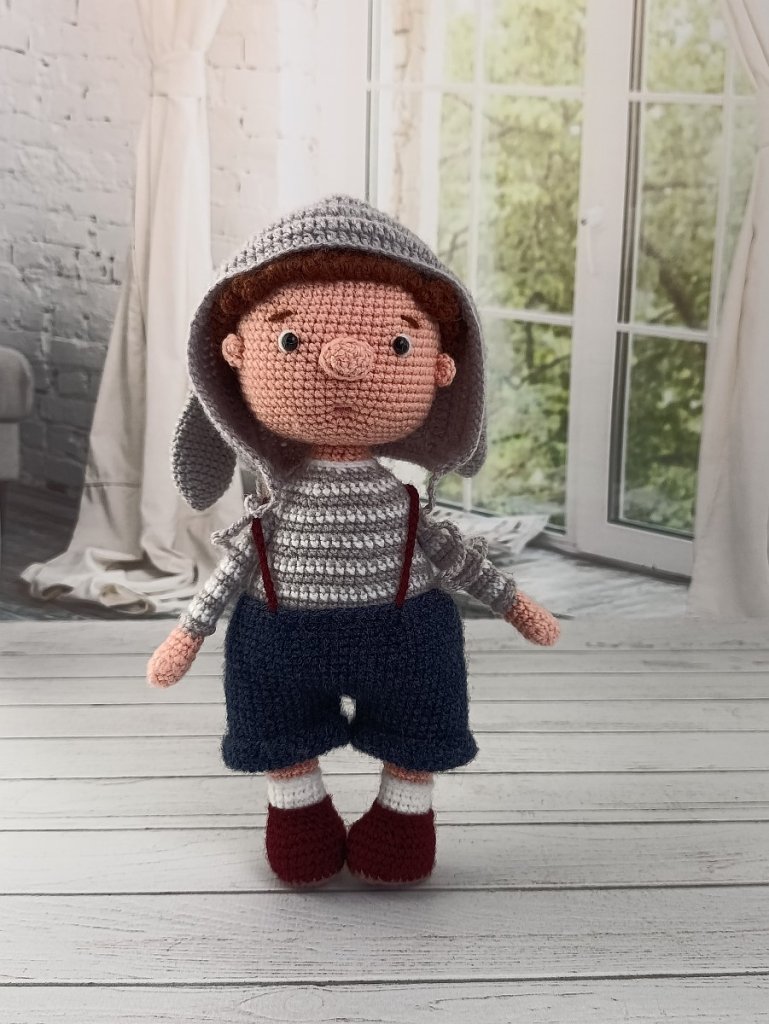 Кукла вязаная интерьерная «Мальчик в костюме зайца»