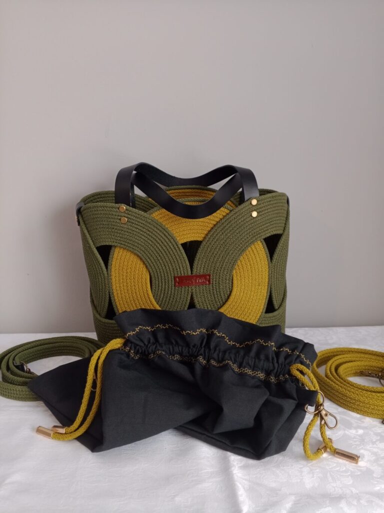 Сумочка SHANI MAXI