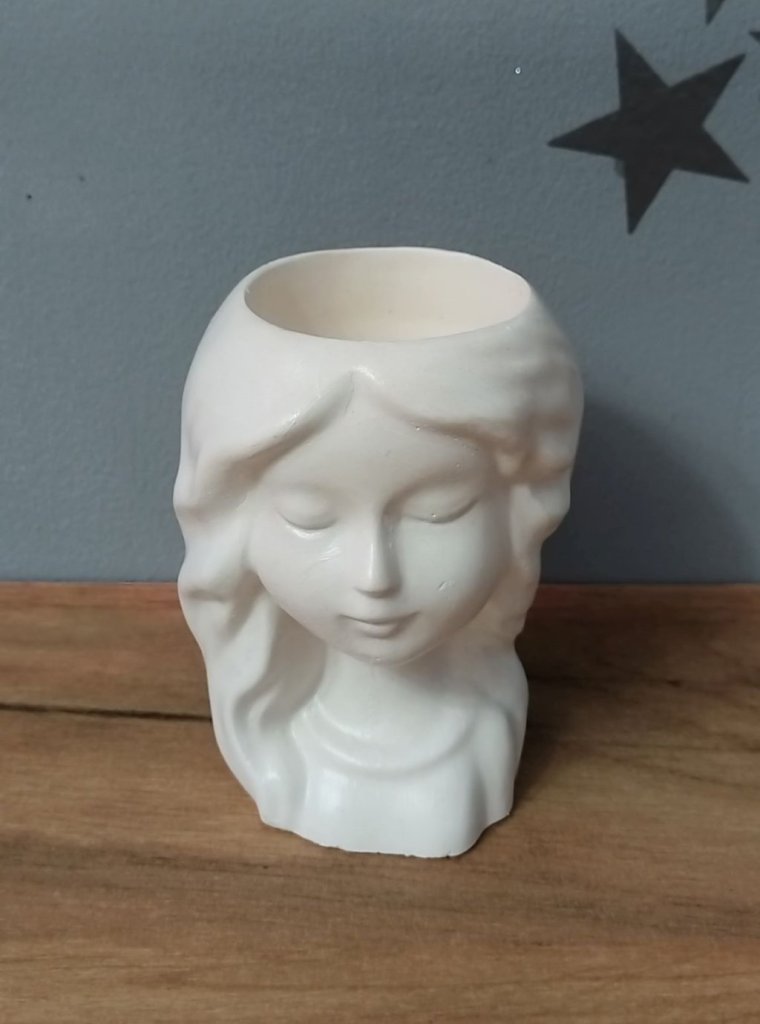 Кашпо декоративное. Девушка