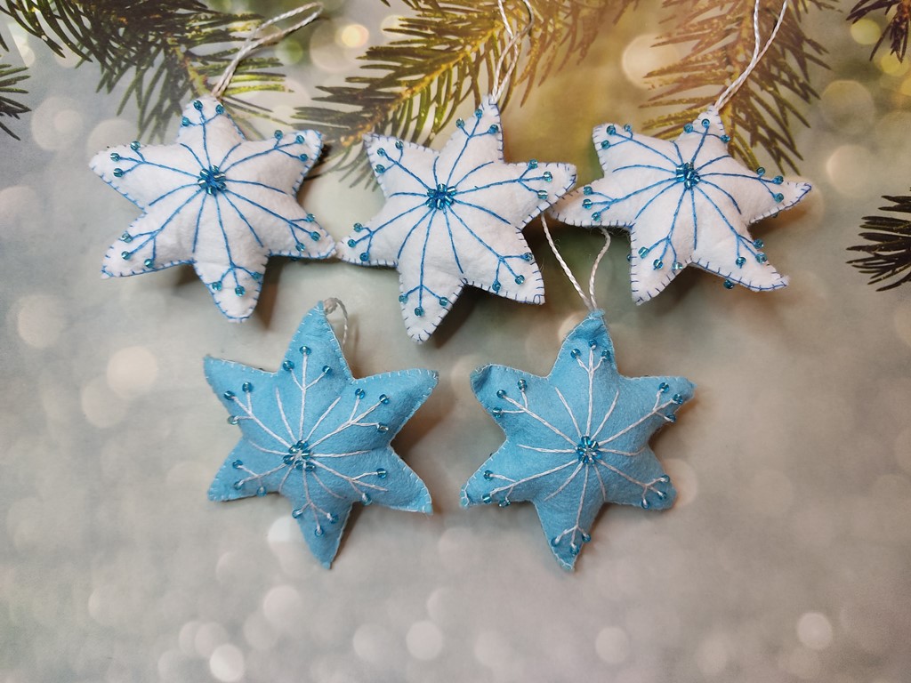 Елочные игрушки «Снежинки»
