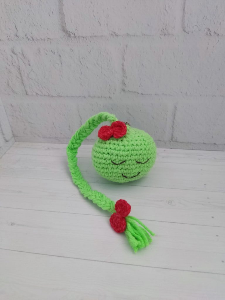 Брелок девочка