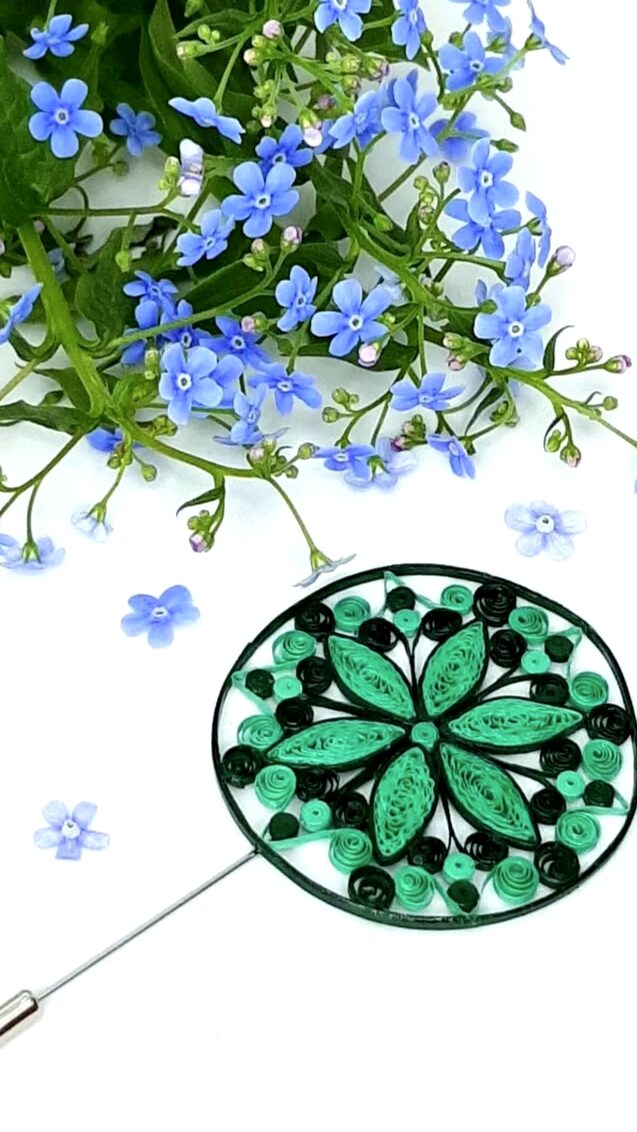 Брошь квиллинг игла.